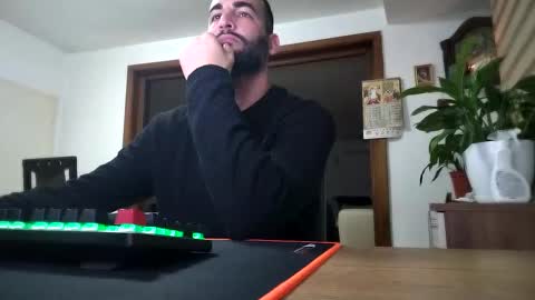 CoupleJuice online show from December 29, 2024, 6:49 pm