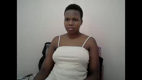 juicy_bella2 online show from September 14, 2025, 10:03 am