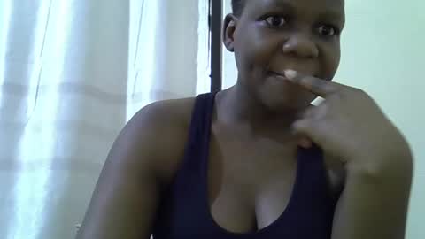 Snapshot of juicy_bella2 chatting on October 16, 2025, 7:20 am juicy_bella2 online show from October 16, 2025, 7:20 am