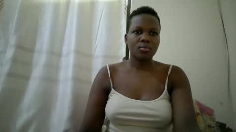 Snapshot of juicy_bella2 chatting on November 1, 2025, 7:54 am juicy_bella2 online show from November 1, 2025, 7:54 am