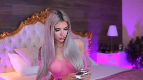 Snapshot of juicy_jessye chatting on October 8, 2025, 7:44 pm Jessye online show from October 8, 2025, 7:44 pm