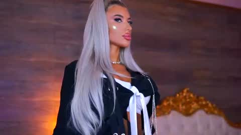 Snapshot of juicy_jessye chatting on June 13, 2026, 7:56 pm Jessye online show from June 13, 2026, 7:56 pm