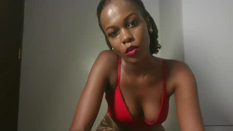 Snapshot of juicy_lovely chatting on February 9, 2026, 9:08 pm Juicey lovely online show from February 9, 2026, 9:08 pm
