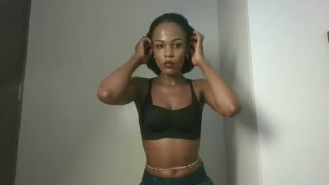 Snapshot of juicy_lovely chatting on March 17, 2026, 3:55 am Juicey lovely online show from March 17, 2026, 3:55 am