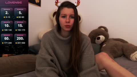 laura online show from December 15, 2024, 3:42 pm