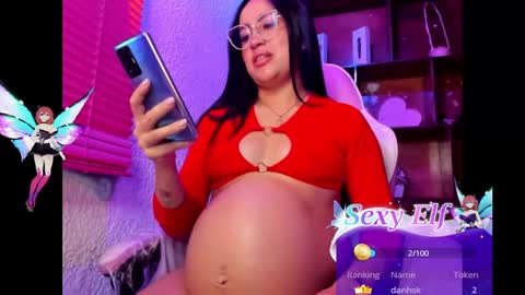Snapshot of juicy_peach_ass chatting on December 28, 2024, 6:18 pm valeska online show from December 28, 2024, 6:18 pm