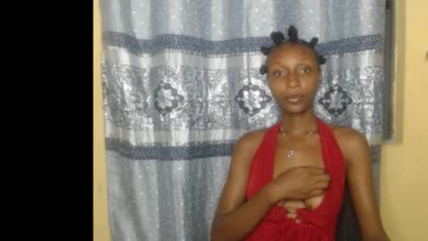 Snapshot of juicy_pinkpussy564197 chatting on February 19, 2026, 4:52 am olivia online show from February 19, 2026, 4:52 am