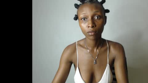 Snapshot of juicy_pinkpussy564197 chatting on February 20, 2026, 1:13 am olivia online show from February 20, 2026, 1:13 am