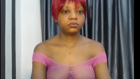 Snapshot of juicy_plumx chatting on February 4, 2025, 4:48 am Wet Baddie online show from February 4, 2025, 4:48 am