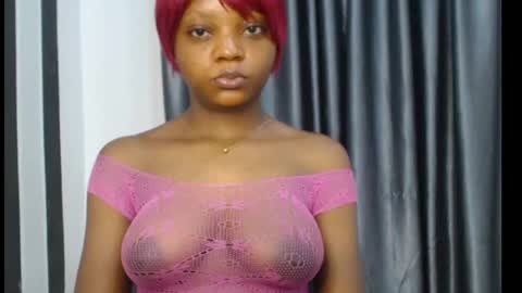 Snapshot of juicy_plumx chatting on February 4, 2025, 7:51 am Wet Baddie online show from February 4, 2025, 7:51 am