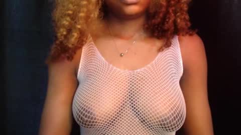 Snapshot of juicy_plumx chatting on February 16, 2025, 5:04 pm Wet Baddie online show from February 16, 2025, 5:04 pm