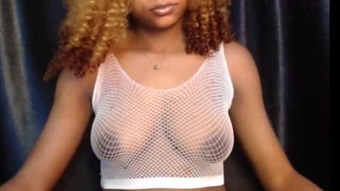 Snapshot of juicy_plumx chatting on February 18, 2025, 10:05 am Wet Baddie online show from February 18, 2025, 10:05 am