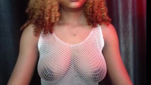 Snapshot of juicy_plumx chatting on February 20, 2025, 6:39 am Wet Baddie online show from February 20, 2025, 6:39 am