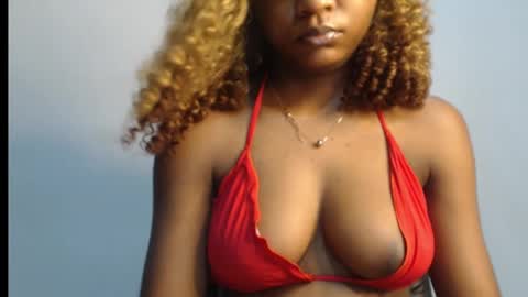 Snapshot of juicy_plumx chatting on February 26, 2025, 11:09 am Wet Baddie online show from February 26, 2025, 11:09 am
