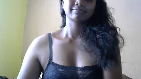 stellah online show from February 3, 2025, 11:31 am