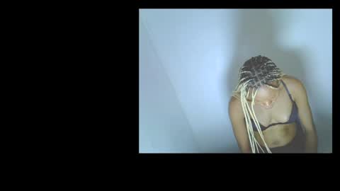 Snapshot of juicy_slut0 chatting on May 18, 2026, 3:07 pm Champaign online show from May 18, 2026, 3:07 pm