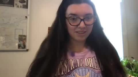 juicybootyqt online show from November 17, 2025, 7:41 pm