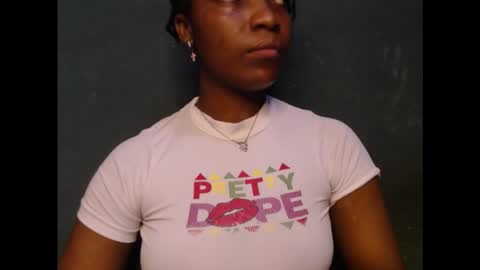 juicycuntx online show from March 3, 2026, 5:35 am