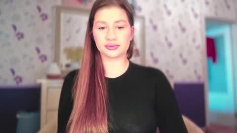 Snapshot of juicyhelenx chatting on September 24, 2025, 11:02 am Elena online show from September 24, 2025, 11:02 am