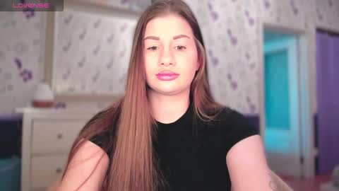 Snapshot of juicyhelenx chatting on October 5, 2025, 1:20 pm Elena online show from October 5, 2025, 1:20 pm