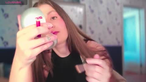 Snapshot of juicyhelenx chatting on October 7, 2025, 11:40 am Elena online show from October 7, 2025, 11:40 am