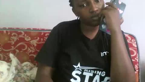 Snapshot of juicyicequeen chatting on October 17, 2025, 9:34 am juicyicequeen online show from October 17, 2025, 9:34 am