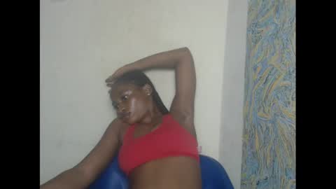 Snapshot of juicypiexx chatting on January 19, 2025, 1:10 am juicypiexx online show from January 19, 2025, 1:10 am