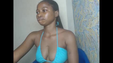 Snapshot of juicypiexx chatting on January 29, 2025, 3:54 am juicypiexx online show from January 29, 2025, 3:54 am
