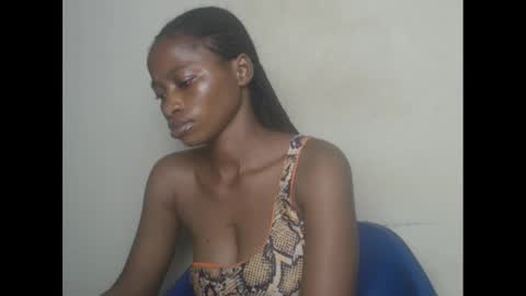 Snapshot of juicypiexx chatting on February 7, 2025, 2:40 am juicypiexx online show from February 7, 2025, 2:40 am