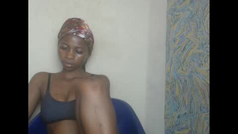 Snapshot of juicypiexx chatting on February 10, 2025, 4:19 am juicypiexx online show from February 10, 2025, 4:19 am
