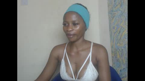 Snapshot of juicypiexx chatting on February 11, 2025, 10:28 pm juicypiexx online show from February 11, 2025, 10:28 pm