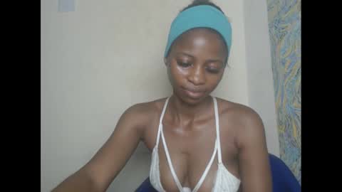 Snapshot of juicypiexx chatting on February 12, 2025, 1:30 am juicypiexx online show from February 12, 2025, 1:30 am