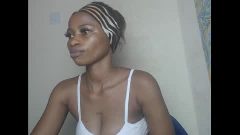 Snapshot of juicypiexx chatting on February 12, 2025, 7:24 pm juicypiexx online show from February 12, 2025, 7:24 pm