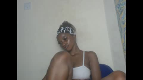 Snapshot of juicypiexx chatting on February 13, 2025, 12:02 am juicypiexx online show from February 13, 2025, 12:02 am