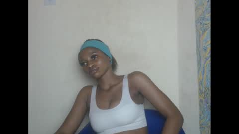 Snapshot of juicypiexx chatting on February 14, 2025, 11:53 pm juicypiexx online show from February 14, 2025, 11:53 pm