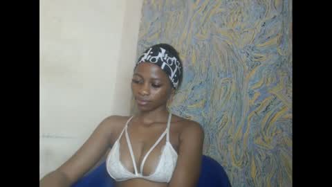 Snapshot of juicypiexx chatting on February 18, 2025, 4:26 am juicypiexx online show from February 18, 2025, 4:26 am