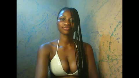 Snapshot of juicypiexx chatting on October 2, 2025, 10:28 pm juicypiexx online show from October 2, 2025, 10:28 pm