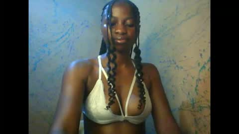 Snapshot of juicypiexx chatting on October 26, 2025, 12:16 am juicypiexx online show from October 26, 2025, 12:16 am