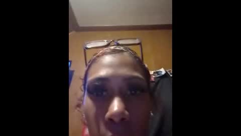 juicyslutx online show from December 13, 2025, 8:36 pm