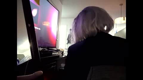 juicystraw online show from October 27, 2025, 5:55 am