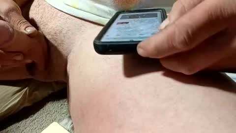 Snapshot of juicyweiner chatting on April 2, 2026, 10:57 am juicyweiner online show from April 2, 2026, 10:57 am