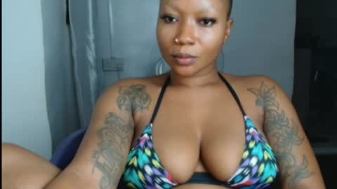 Snapshot of juicyxpink chatting on June 28, 2026, 10:38 pm juicyxpink online show from June 28, 2026, 10:38 pm