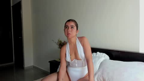 Snapshot of juieth_gv chatting on December 26, 2024, 3:31 pm Andry but call me yulieth online show from December 26, 2024, 3:31 pm