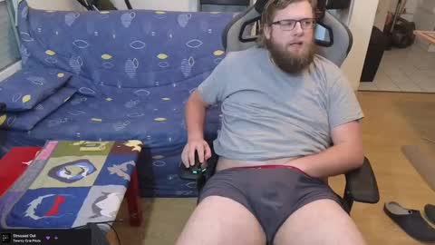 Julcs online show from March 2, 2025, 5:36 pm