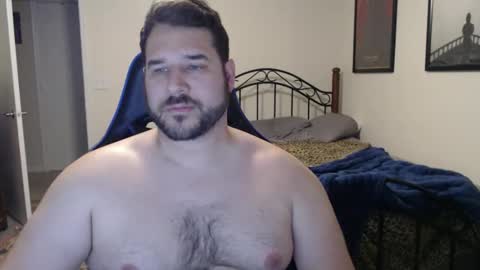 jules25 online show from May 4, 2026, 2:40 am