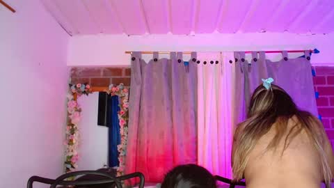 Jules and Gia online show from December 5, 2024, 11:07 pm