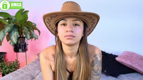 Jules and Gia online show from May 6, 2026, 4:45 pm
