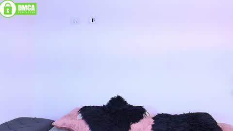 Jules and Gia online show from June 14, 2026, 4:42 pm