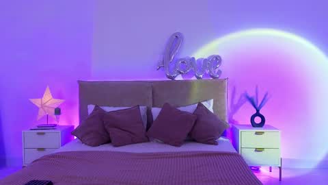 Jules Nightt online show from May 16, 2026, 9:24 pm