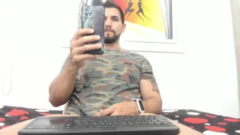 Snapshot of juleslatin122 chatting on January 3, 2025, 8:32 pm Jules online show from January 3, 2025, 8:32 pm